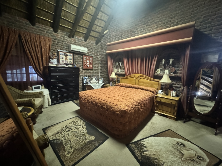 6 Bedroom Property for Sale in Doringkruin North West